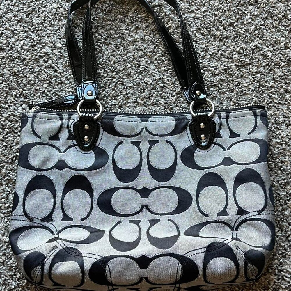 Coach Black and Gray Signature Canvas Shoulder Bag - Picture 2 of 8
